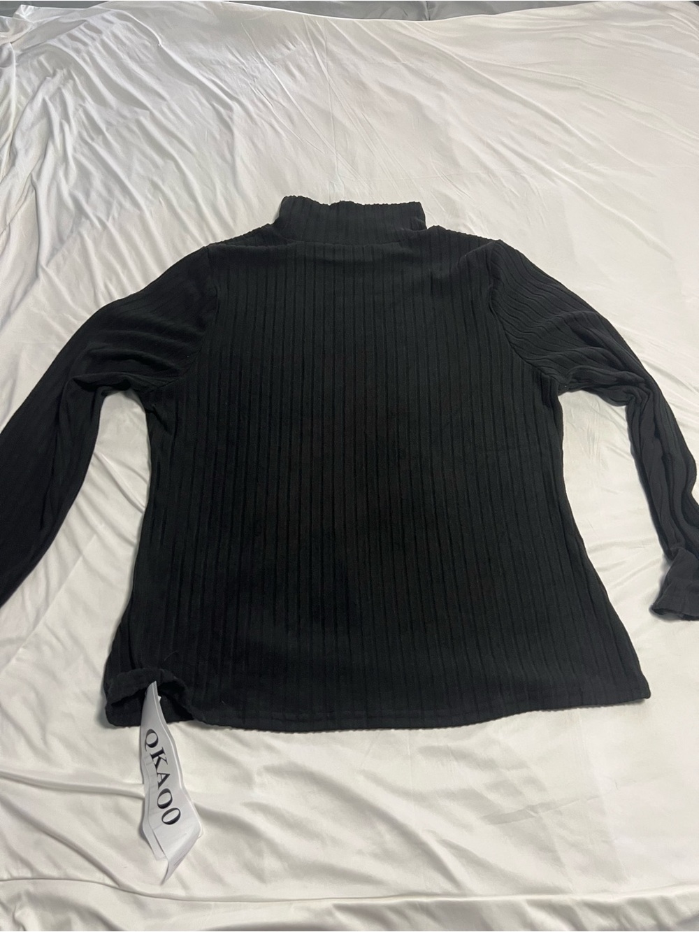 Black Ribbed Mock Neck Long-Sleeve Top - Women